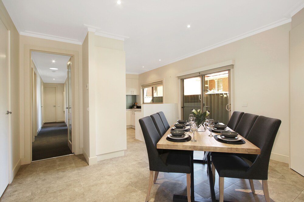 22 Riverside