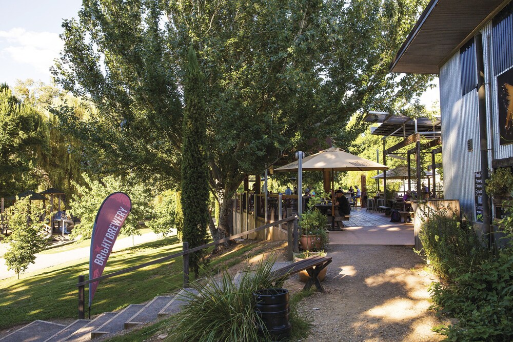 22 Riverside