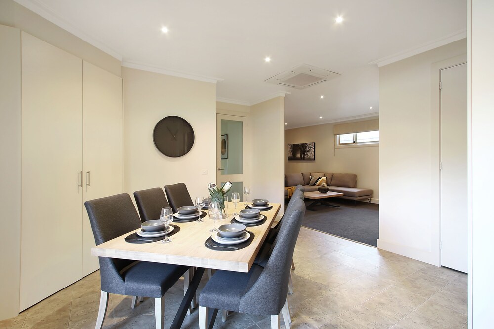 22 Riverside