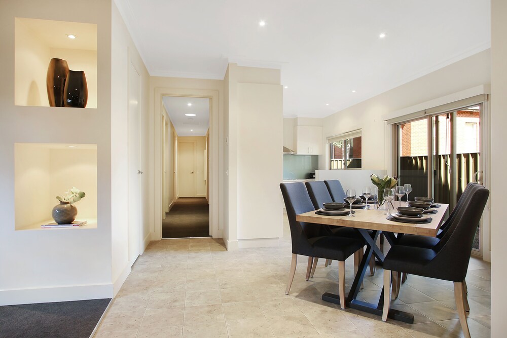 22 Riverside