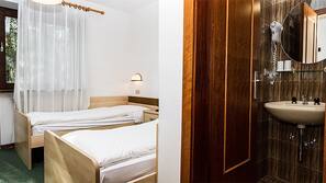 Doccia, set di cortesia gratuito, asciugacapelli, bidet