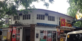 Luneta Dormitory - Hostel (Caters to Men)