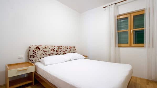 4 chambres, Internet gratuit par câble