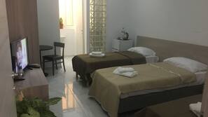 Minibar, iron/ironing board, free WiFi, linens