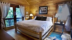 2 bedrooms, iron/ironing board, Internet, linens