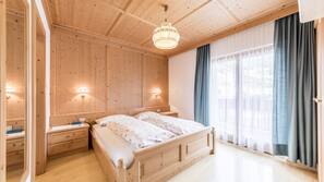 Zimmersafe, Schreibtisch, Bügeleisen/Bügelbrett, kostenloses WLAN