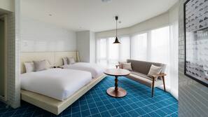 Free WiFi, linens, wheelchair access