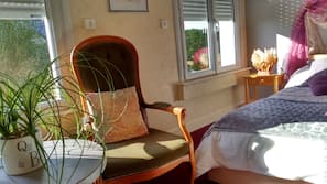 Literie de qualité supérieure, surmatelas, décoration personnalisée