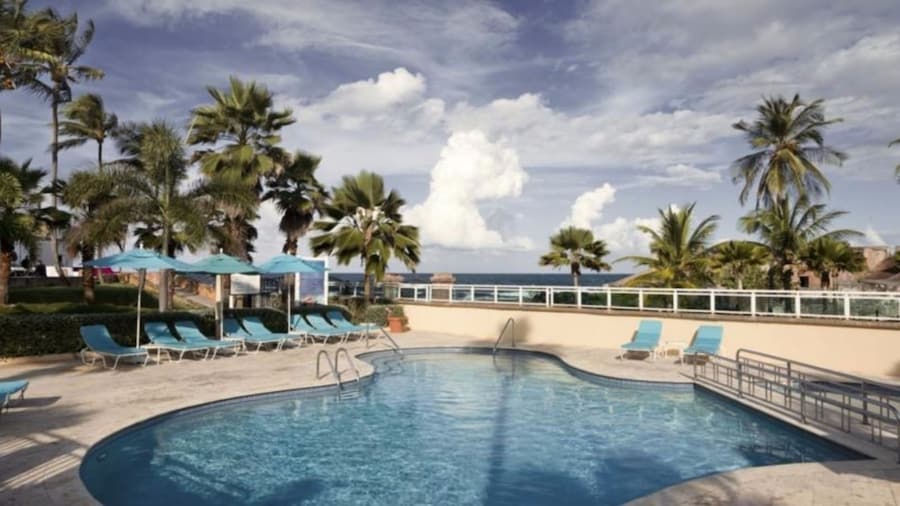 Condado Lagoon Villas 1