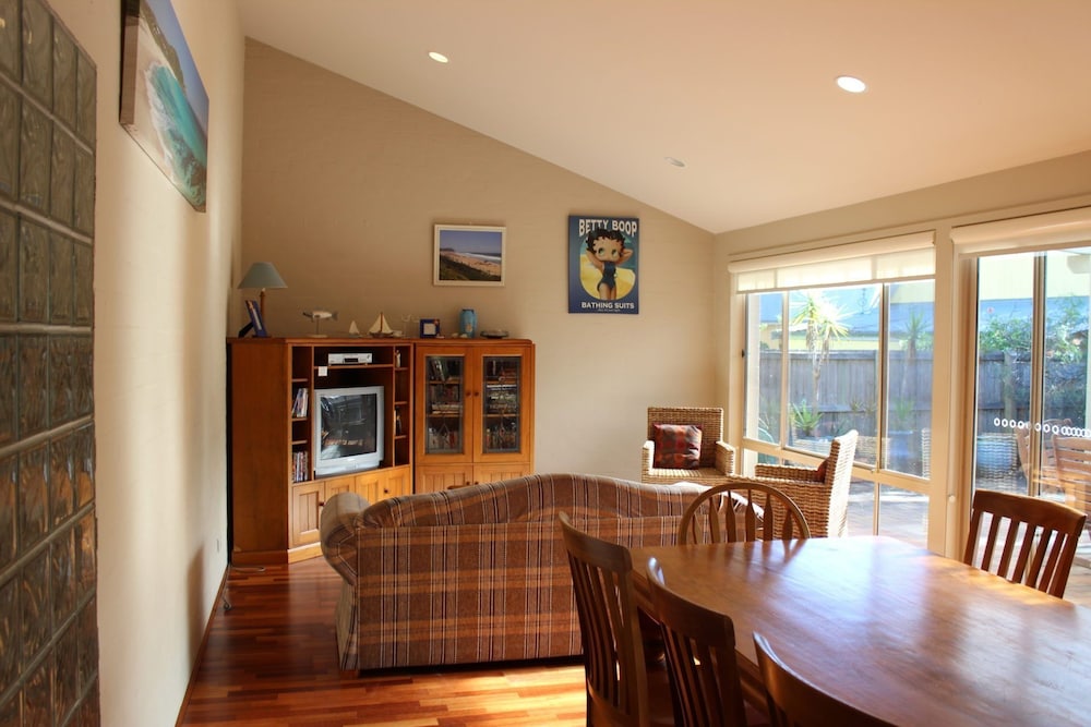 Beachside Villa 2