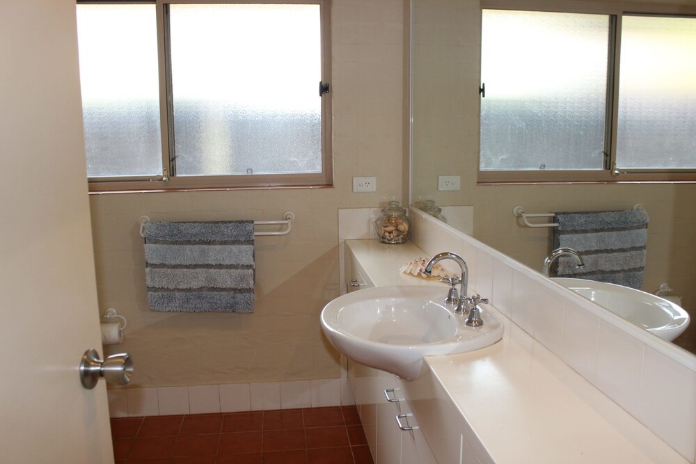 Beachside Villa 2
