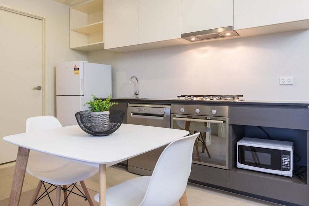 DreamHost Apartments at Collins