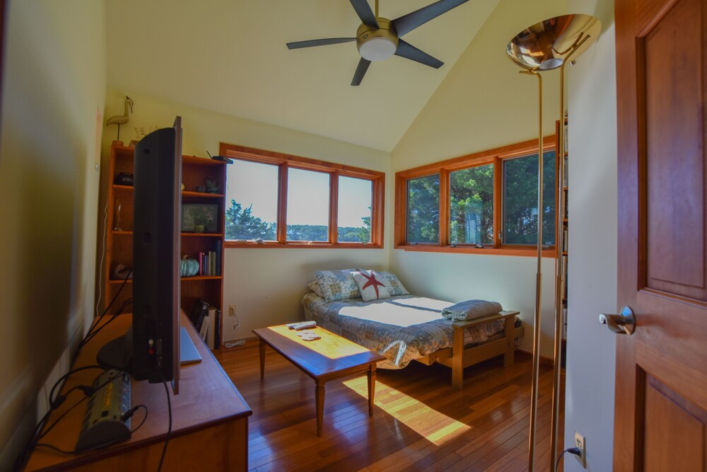 As close as you can get to the ocean south of Chincoteague in Parksley