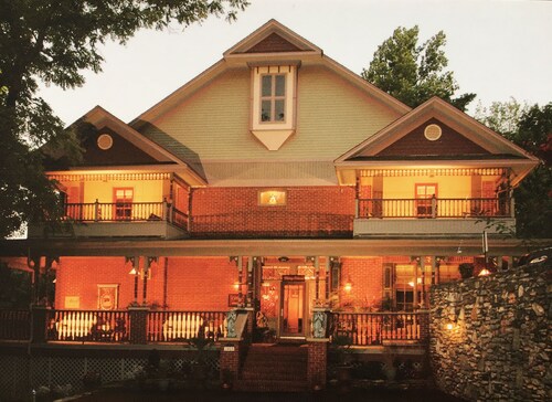 Bed And Breakfast Eureka Springs Ar Find Cheap 59 B B S