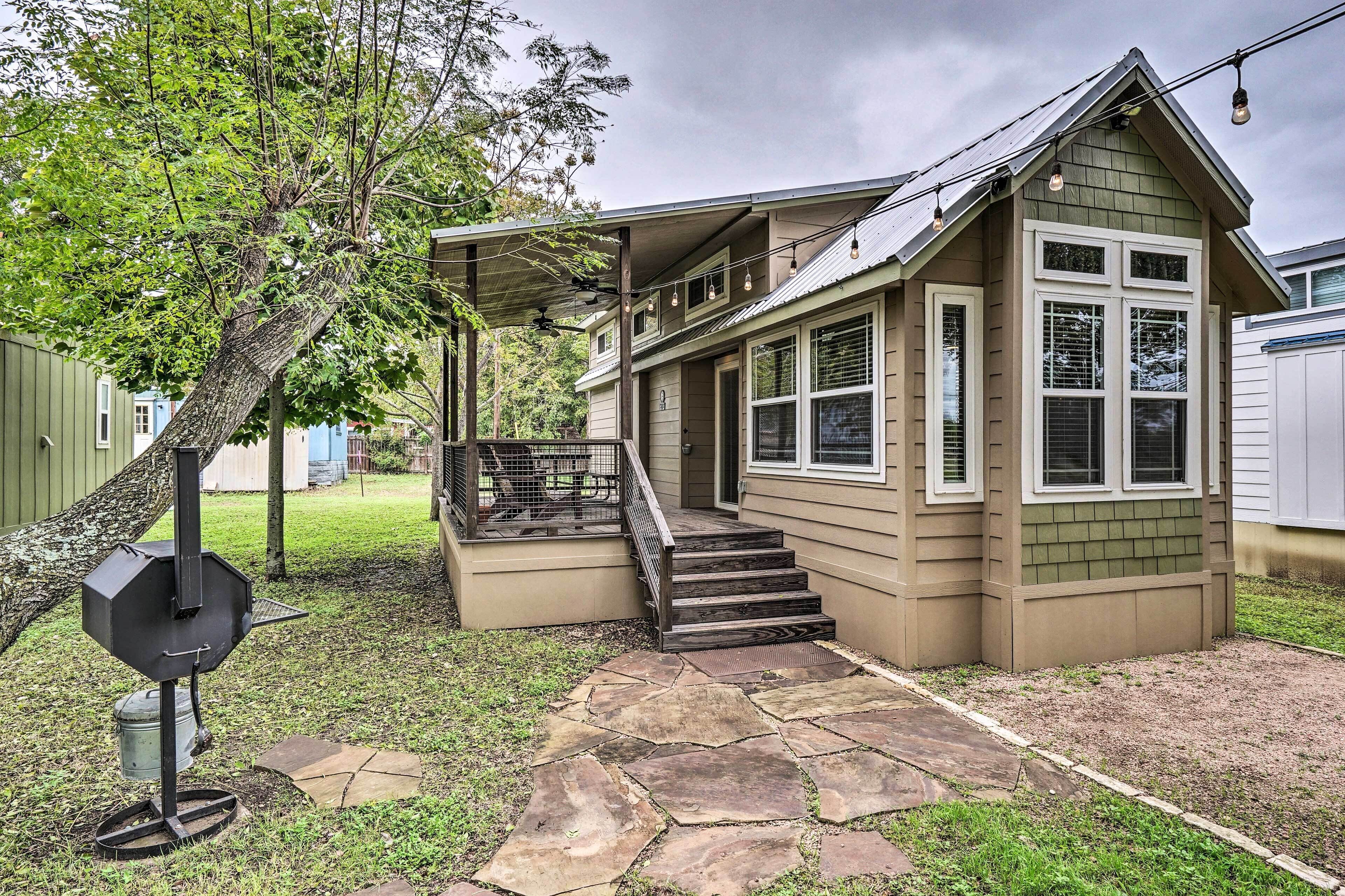 Hip Cabin W Deck By San Marcos River In Martindale Tx Expedia