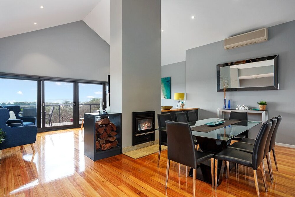 Maggie's Place - Ocean Views, Conveniently Located to Rye Front Beach