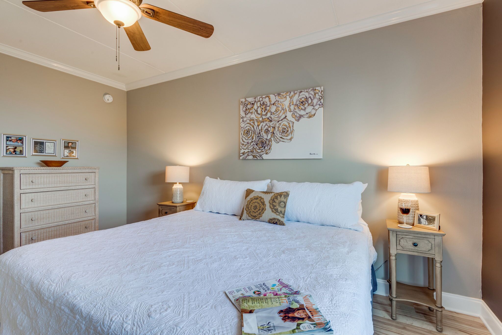 Stay In Elvis Personal Suite Guitar Shaped Pool Nashville Tn In Nashville Tn Expedia