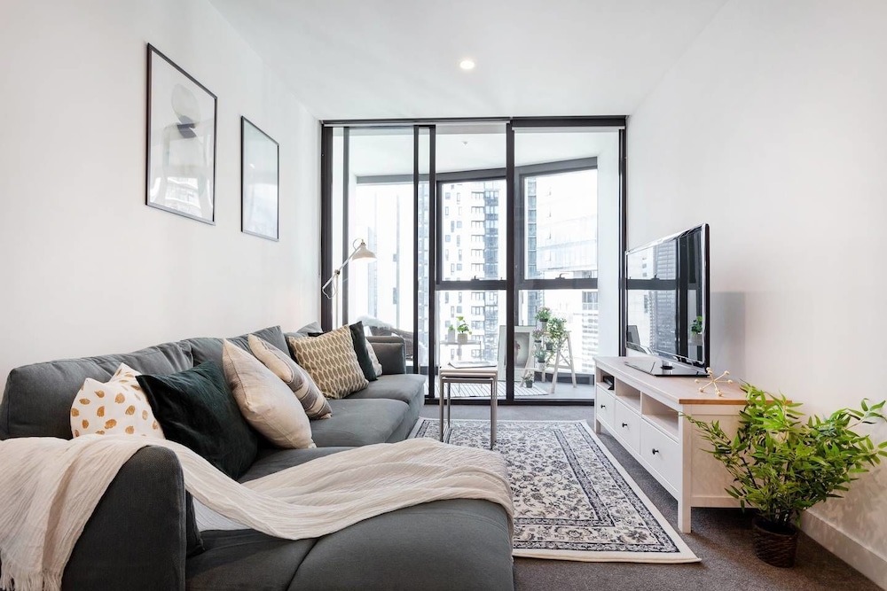 Southbank Top CityView 2BR Apartment