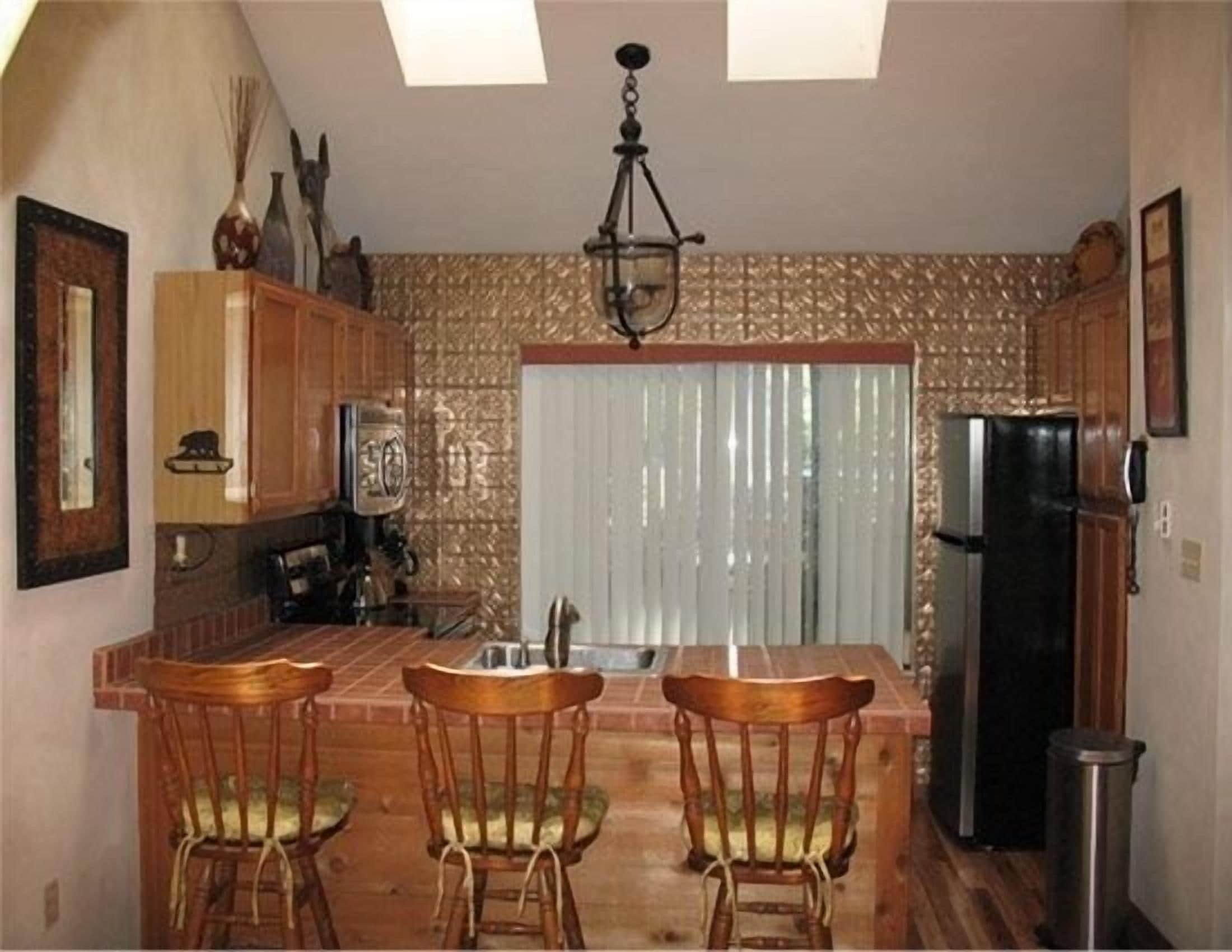 Walk to Slopes Fabulous Mountain Home in Hidden Valley! in Johnstown, United States