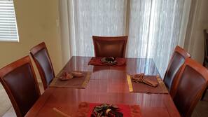 Restauration dans la chambre