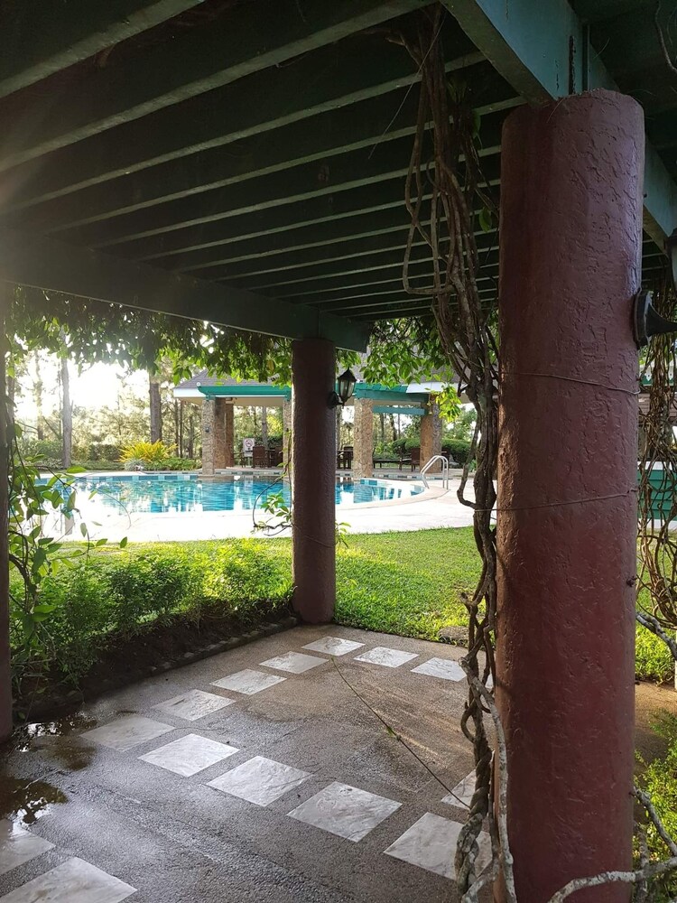 Tagaytay Crosswind apartment for rent Deals & Reviews (Tagaytay, PHL