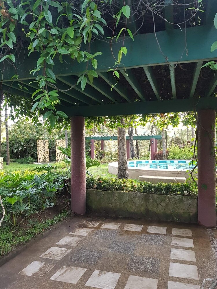 Tagaytay Crosswind apartment for rent Deals & Reviews (Tagaytay, PHL