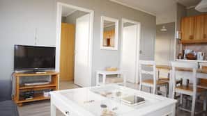 3 chambres, fer et planche à repasser sur demande, lits bébé (gratuits)