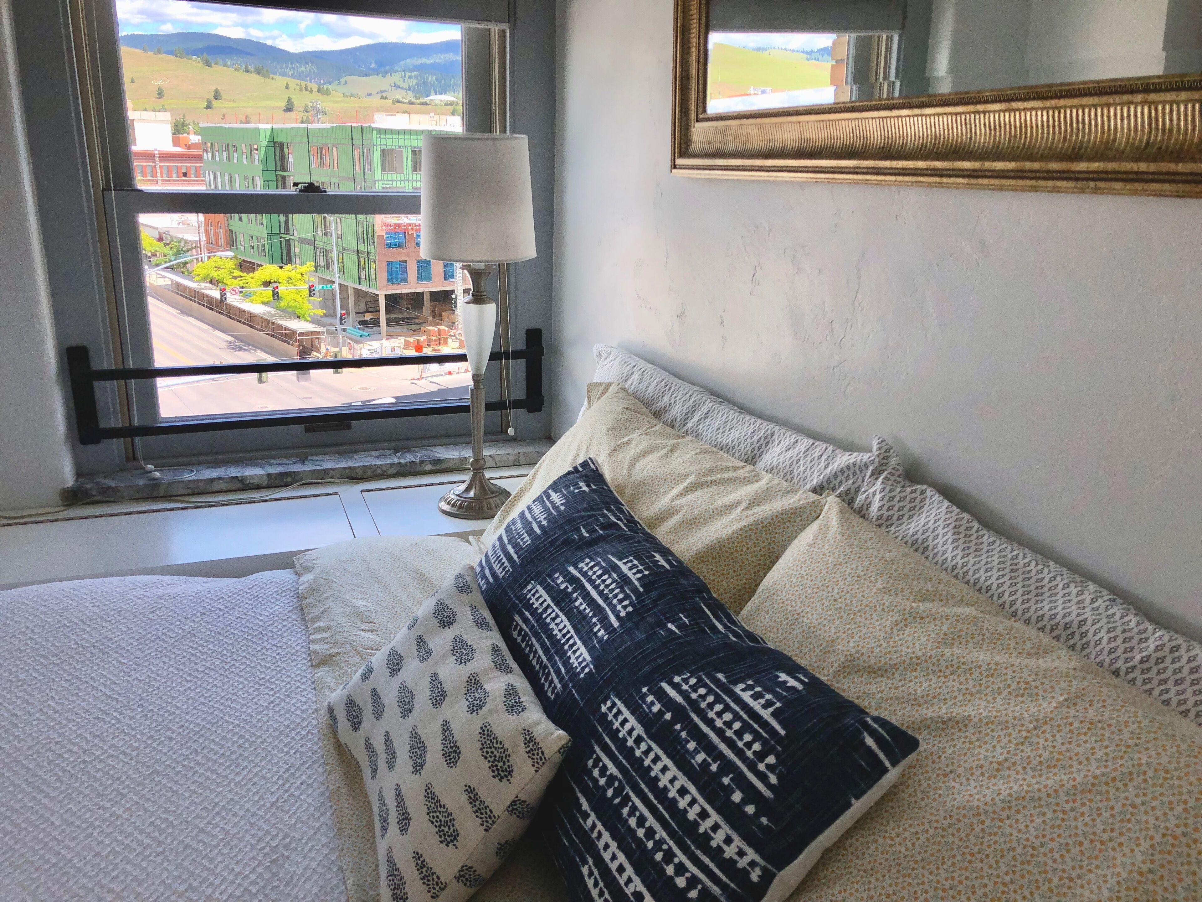 Wilma Digs: Downtown With Mountain Views in Missoula, United States