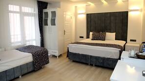 Blackout curtains, soundproofing, free WiFi, linens