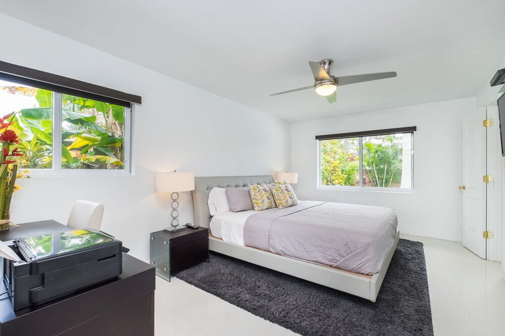 Fort Lauderdale renovated Wilton Manors midcentury modern with heated