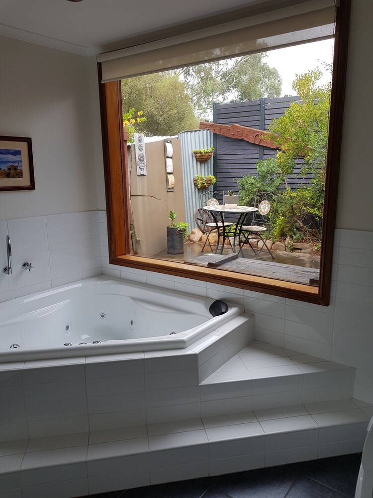 Redwood Studio - Adults Only