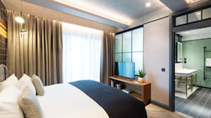 Pillowtop beds, minibar, in-room safe, laptop workspace