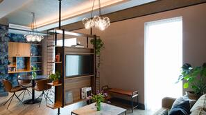 Pillowtop beds, minibar, in-room safe, laptop workspace