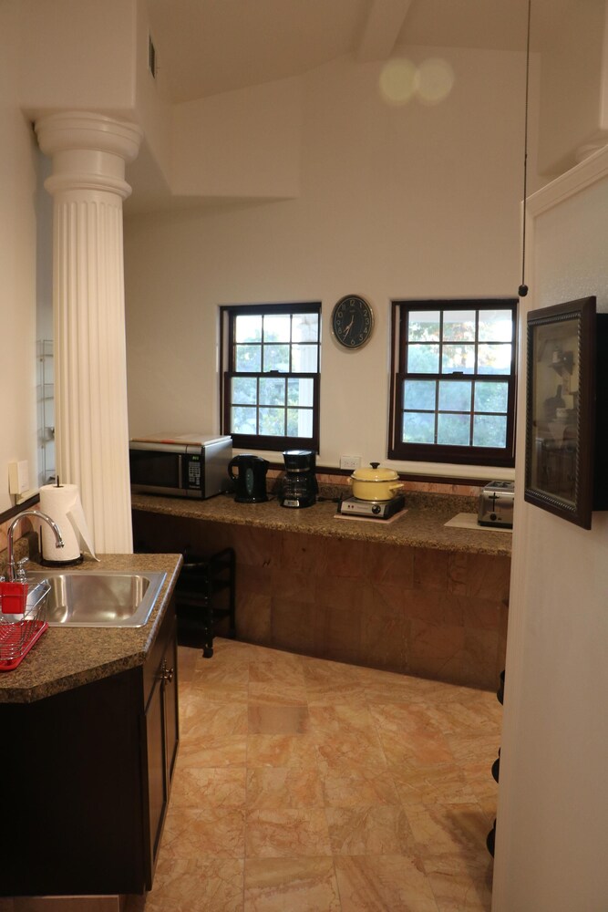 -SECOND FLOOR of Santa Monica Luxury Roman Villa 