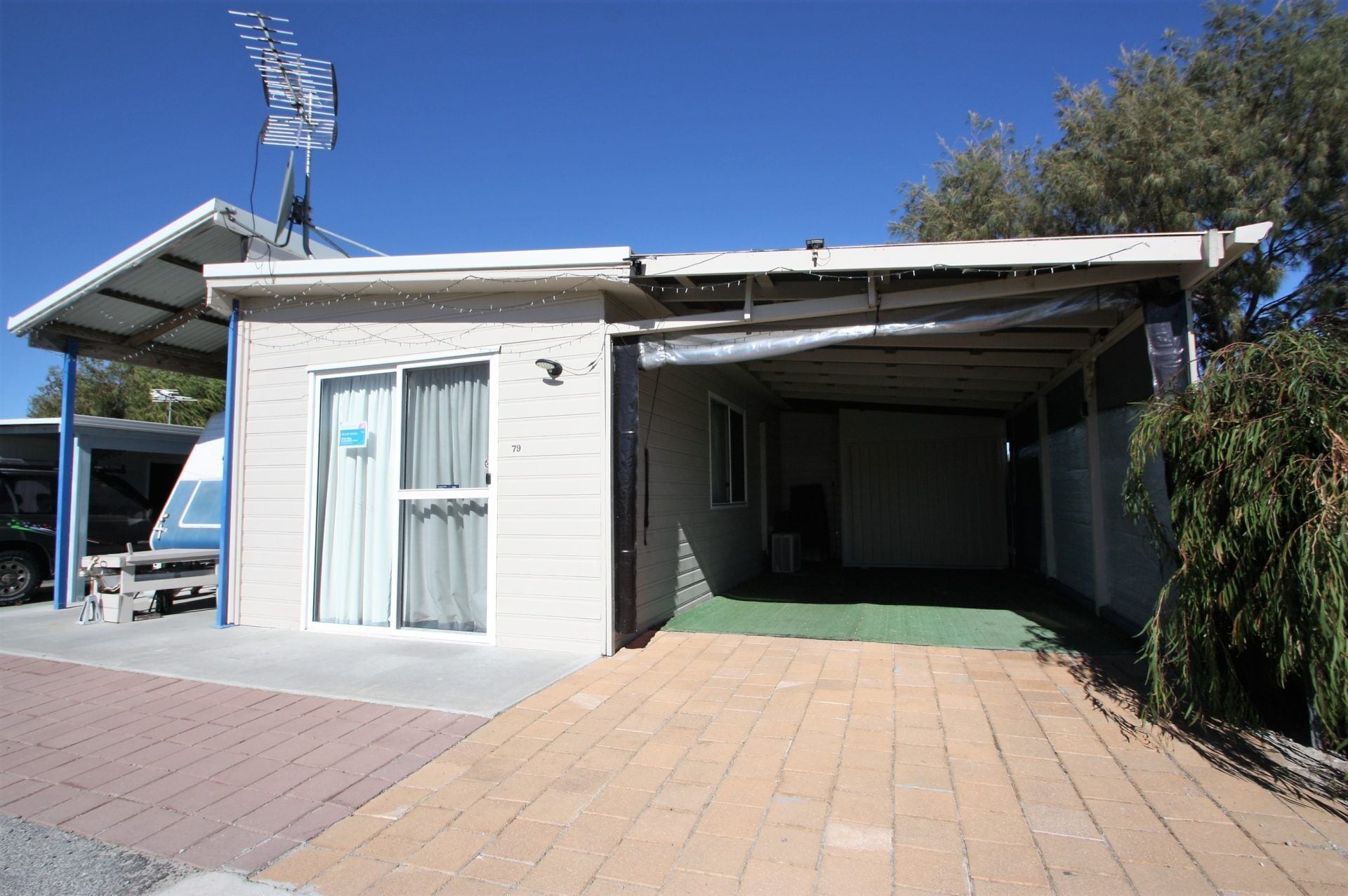 Onsite Van with Ensuite