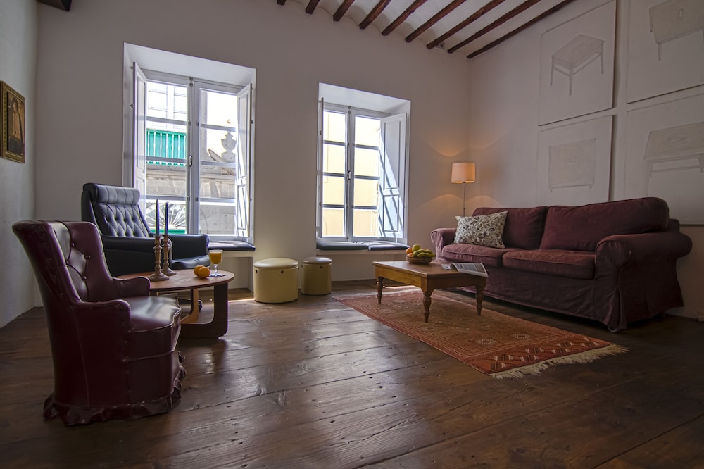 Imagen de St. Sunday house (7 de 13)