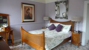 Free WiFi, linens, wheelchair access