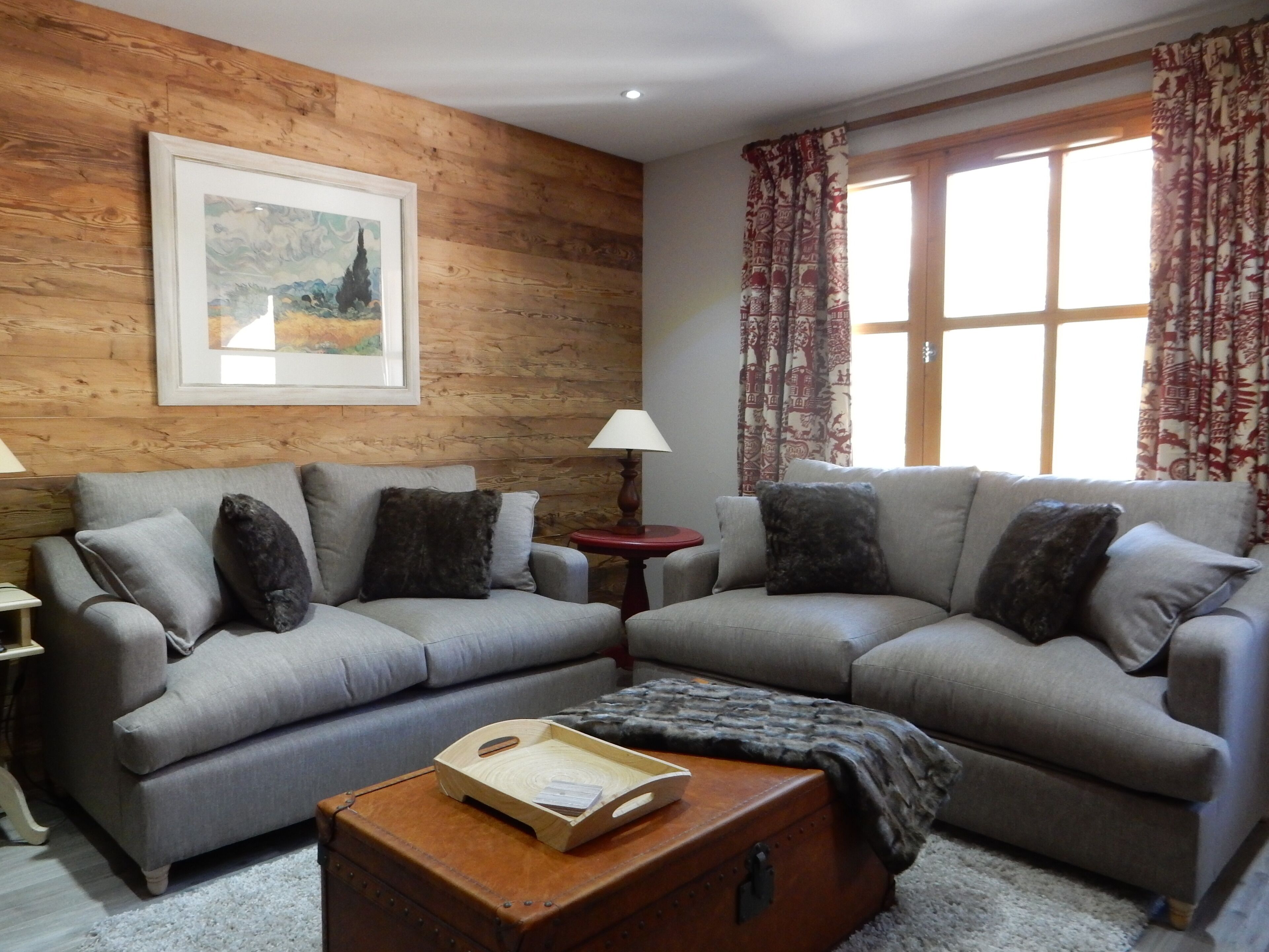3 Bedroom Apartment in Bourg-Saint-Maurice (Sleeps 6) in Bourg Saint Maurice, France