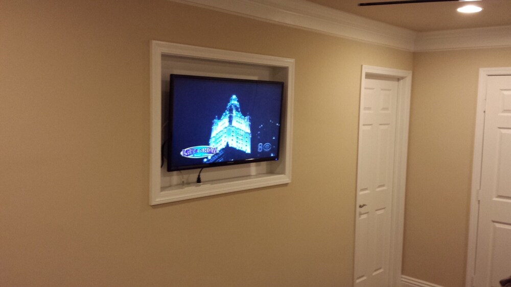 Lake Mead just around the corner