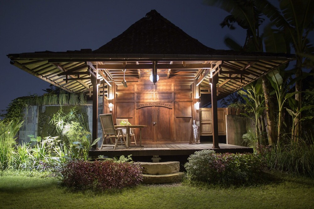 Yabbiekayu Eco Bungalows In Yogyakarta Hotel Rates - 