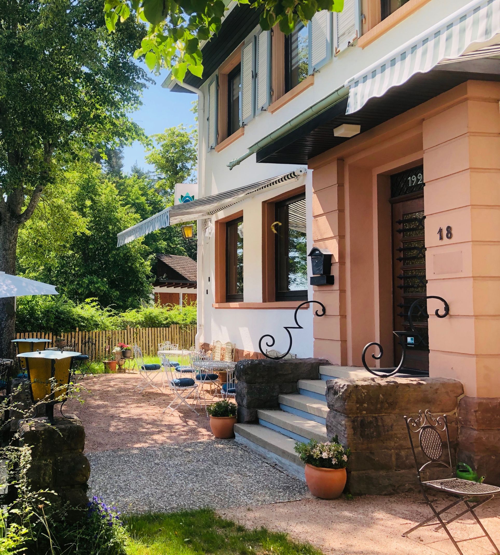 Kailash Guesthouse In Sankt Georgen Im Schwarzwald Expedia