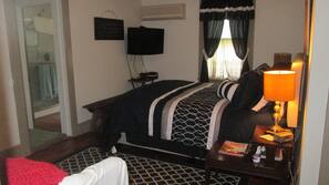 3 bedrooms, desk, free WiFi