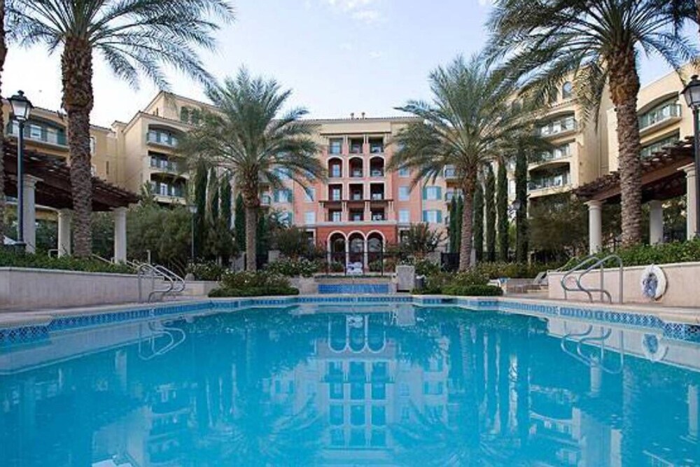 Viera Resort Lake Las Vegas by CREAM in Las Vegas Best Rates & Deals on Orbitz