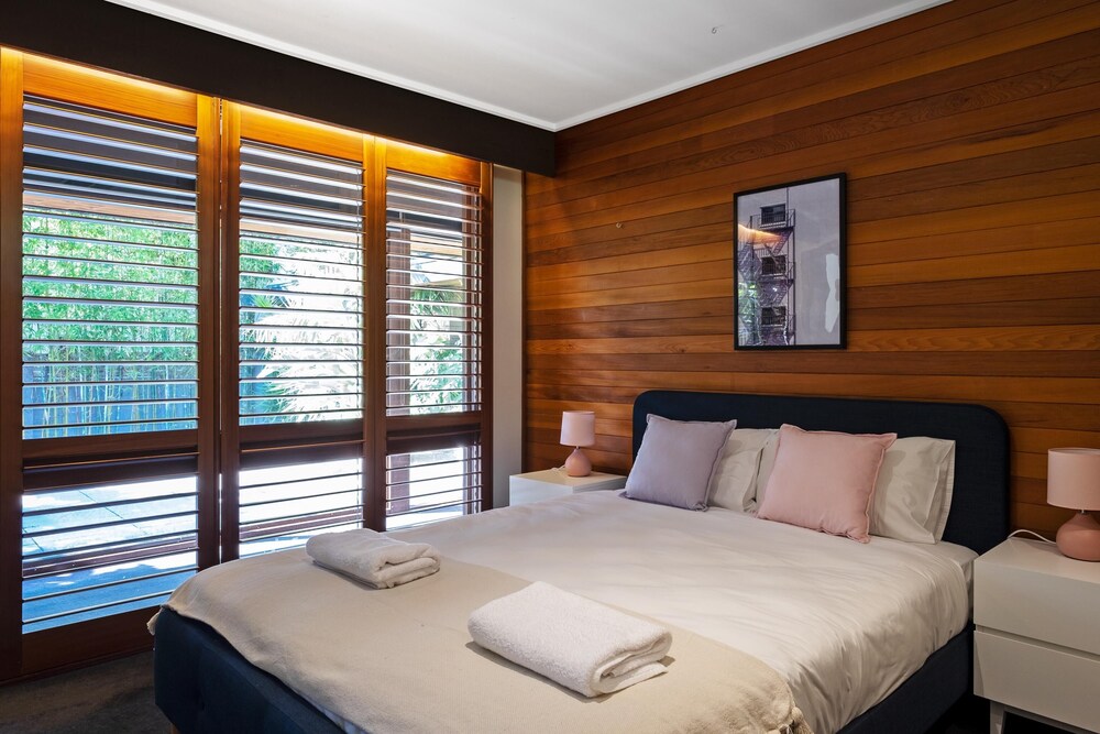 Roomerang at Fairview Street
