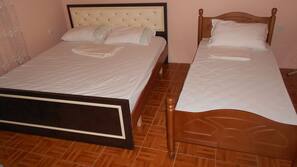3 bedrooms, Frette Italian sheets, premium bedding, free WiFi