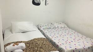 Minibar, caja fuerte, tabla de planchar con plancha y wifi gratis