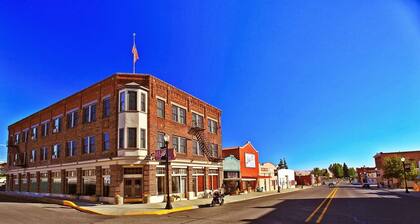Historic Hotel Condon