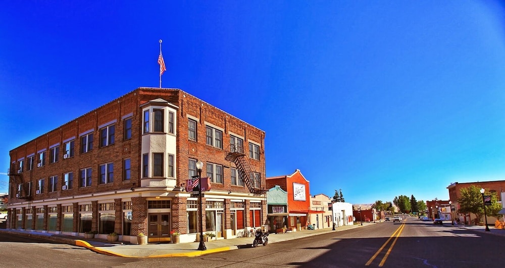 Historic Hotel Condon