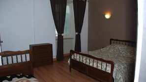 Blackout curtains, soundproofing, free WiFi, bed sheets