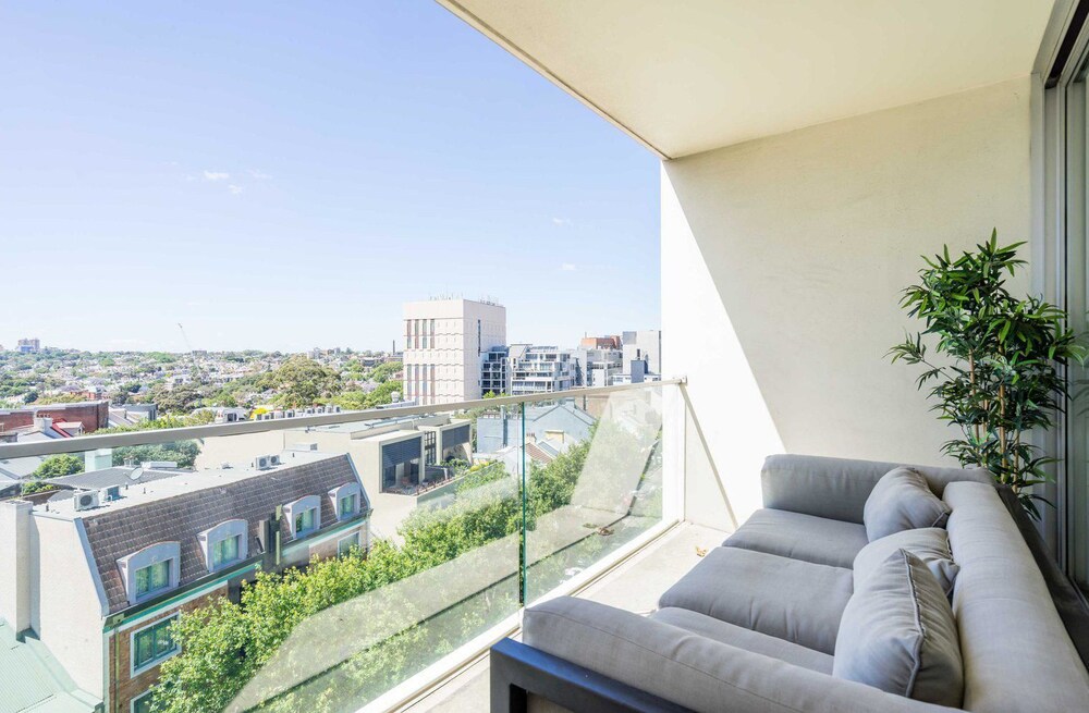 TT802 Modern One Bedroom City